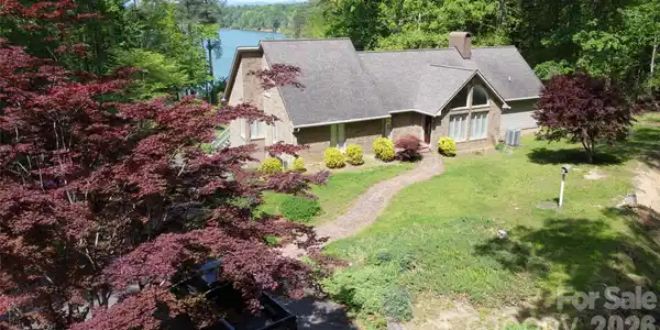 240 Goshen Terrace