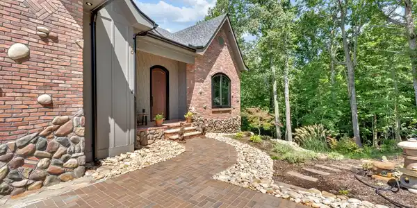 36 Northland Court