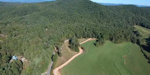 94 Ebenezer Trail