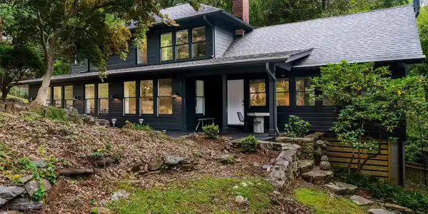 12 Caledonia Road