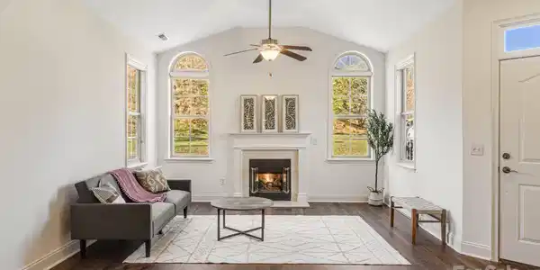 115 Outlook Circle