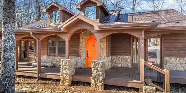 525 Mossy Oak Trail