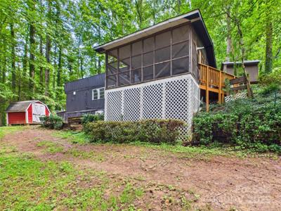 199 Upper Bat Cave Drive