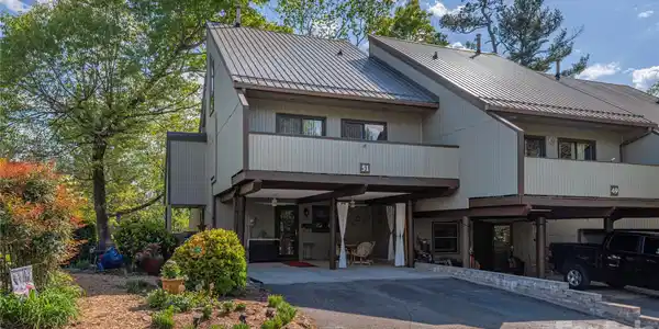 51 Maple Ridge Lane