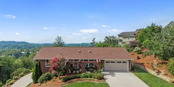 10 Audubon Drive