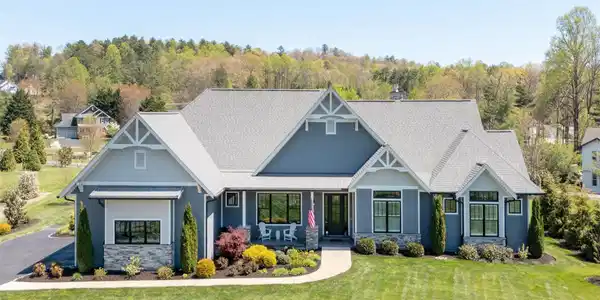 90 Drummond Circle