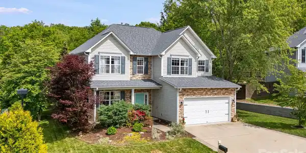 20 Stone River Drive