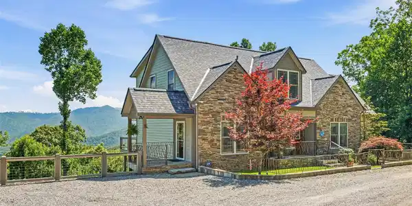 15 Patton Circle