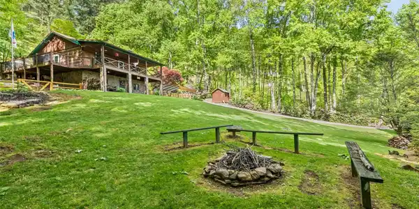 1073 Lentini Drive