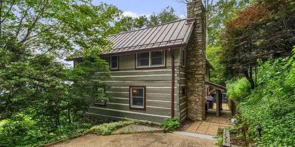 692 Mckinney Gap Drive