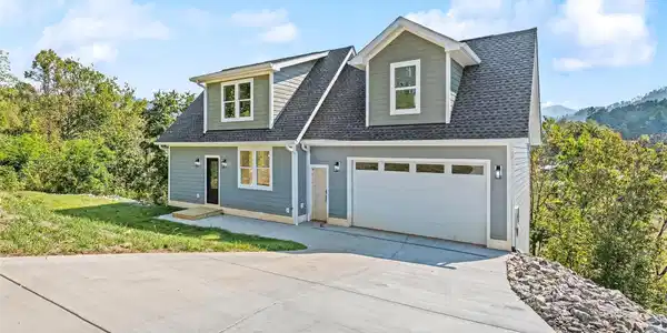 148 Amblers Knoll Road