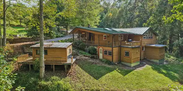 237 Handsome Drive