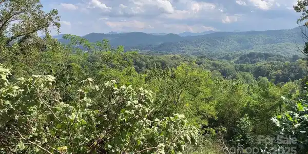 4 Summit View Drive