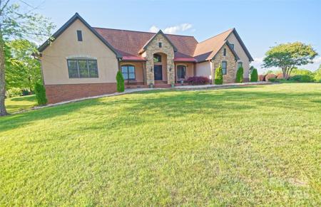 1250 Mountain Creek Road