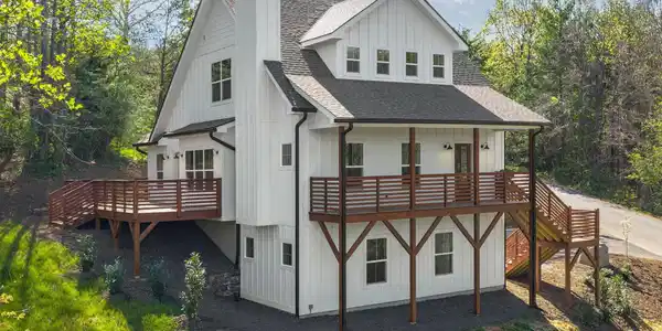 94 Spicewood Road