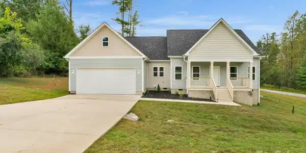 142 Crystal Heights Drive