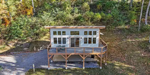 96 Old Cove Road