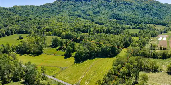99999 Sugar Hollow Road