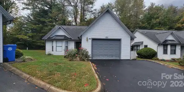 121 Cimarron Drive