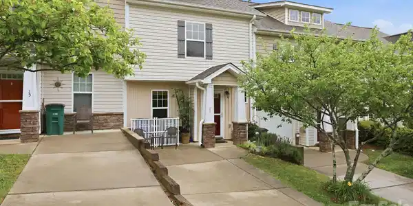11 Athena Avenue
