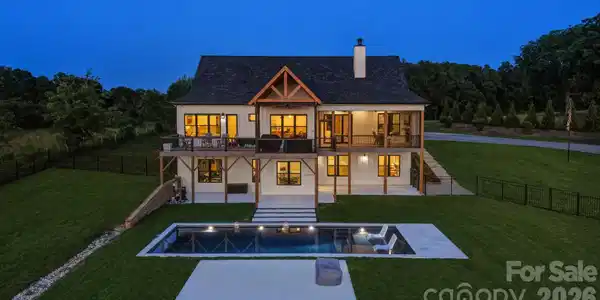 2322 Moss Farm Road