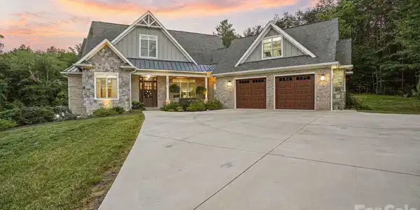4686 Miller Bridge Road