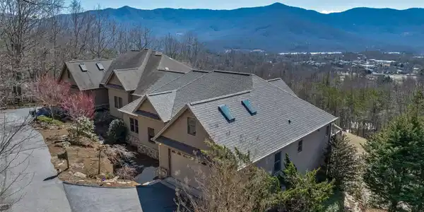 20 Red Plum Lane