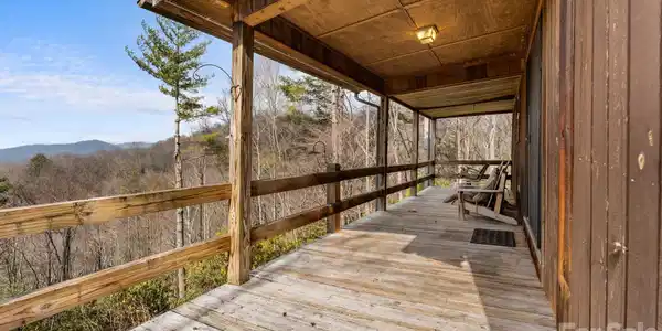 236 Valleyview Drive