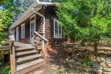 110 Vineyard Road