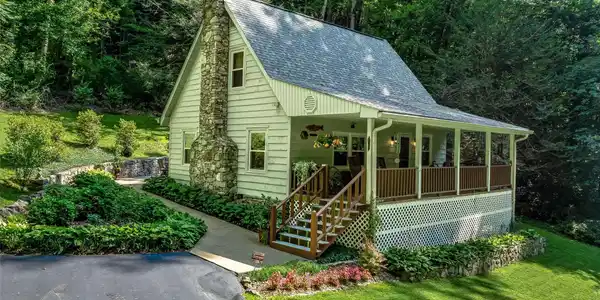 281 Cowan Cove Road