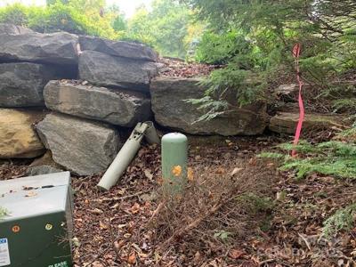 105 CROSSVINE Trail