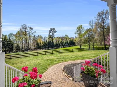 2409 Golf Course Road