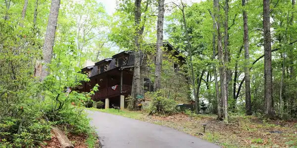 252 Idylwild Lane