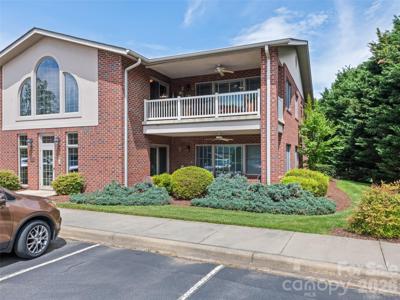 1465 S Lakeshore Drive