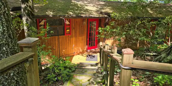 12 White Oak Trail