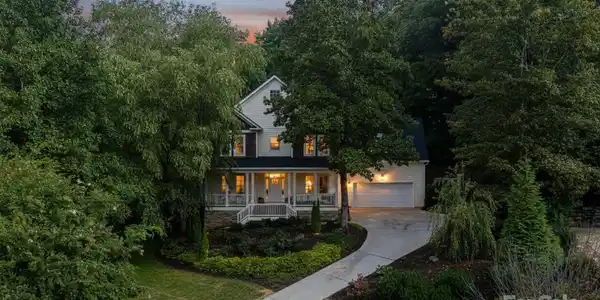 20 Rosebay Lane