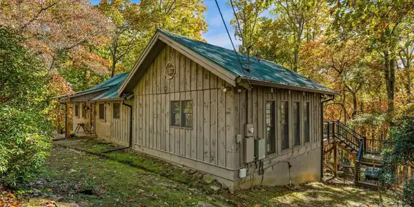 499 E Poplar Drive
