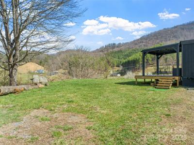 41 Hawks Ridge Estate