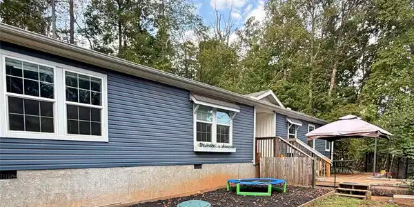 824 Dillsboro Road
