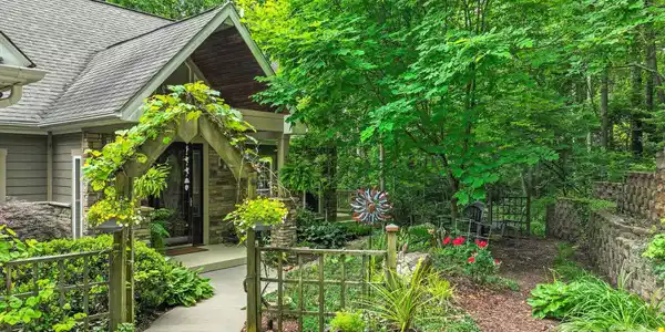 522 Silver Hawk Lane