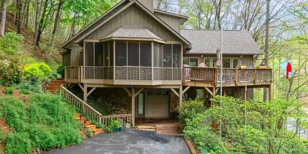 86 Laurel Drive