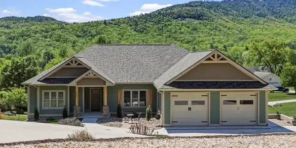 141 N Crab Meadow Drive