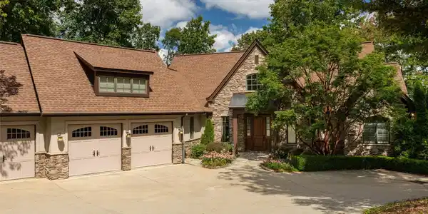 21 Windcliff Drive