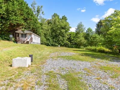 15 Country Ridge Drive