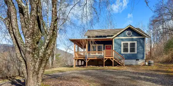 169 Davis Creek Road