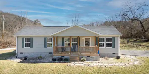 1729 Pisgah Highway