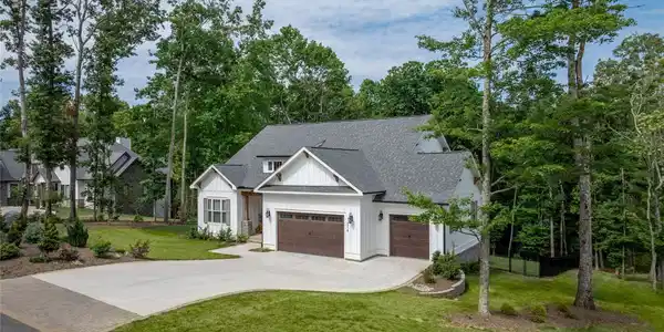 227 Northview Drive