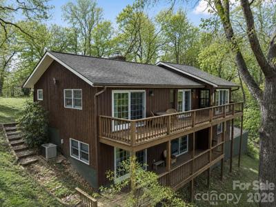415 Treetop Lane