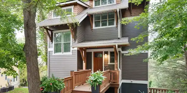 12 Sunset Drive