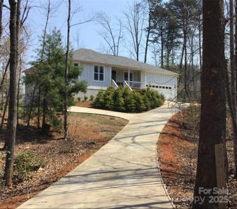 221 Dublin Lane